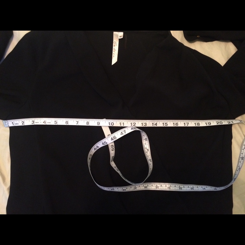 Blouse - Picture 2 of 4